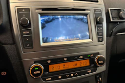 harmaa Toyota Avensis 2015 kuva 19.