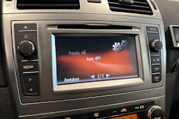 harmaa Toyota Avensis 2015 kuva 23.