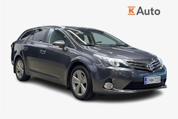harmaa Toyota Avensis 2015 kuva 1.