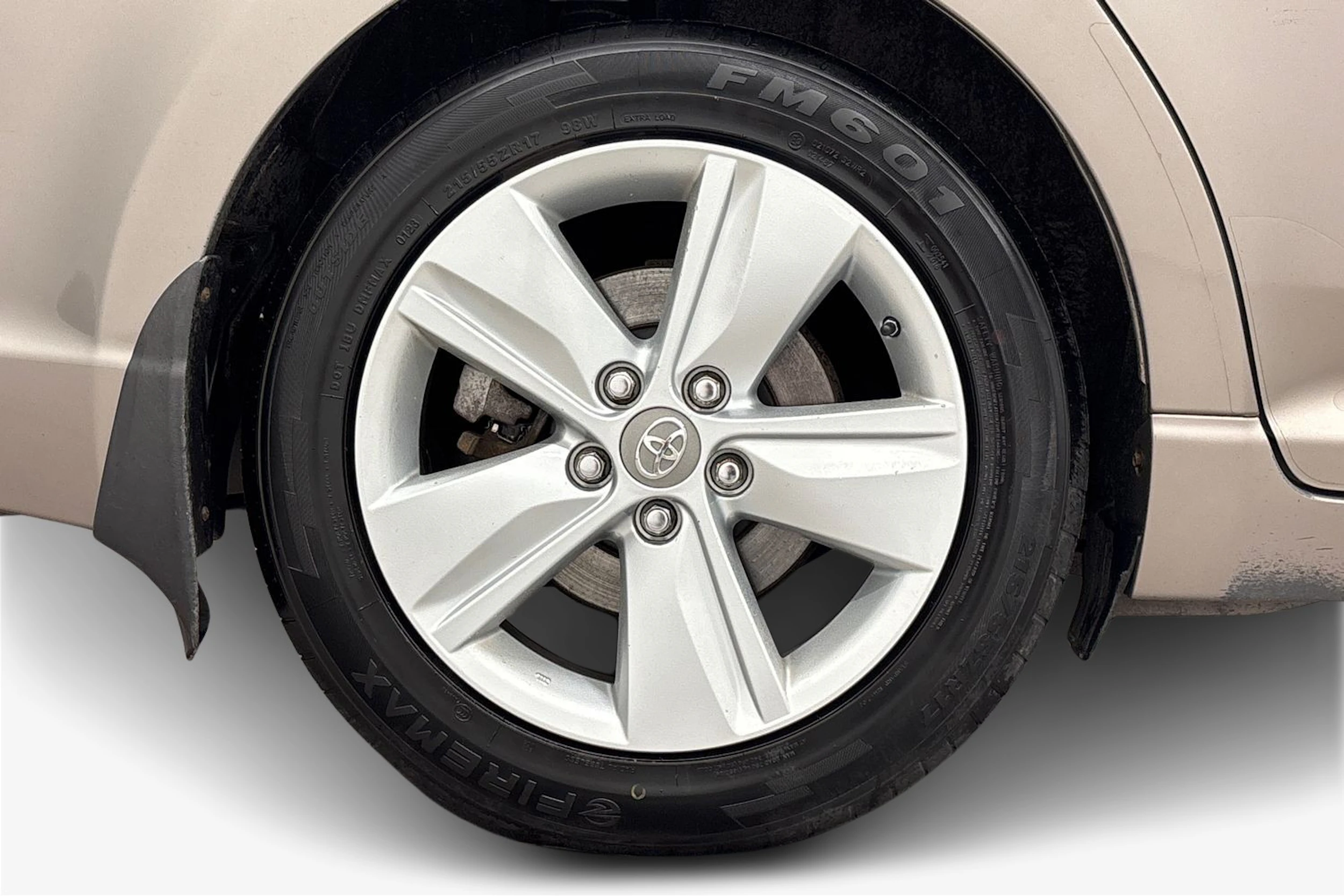 ruskea (beige) Toyota Avensis 2015 kuva 9.