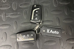 ruskea (beige) Toyota Avensis 2015 kuva 20.