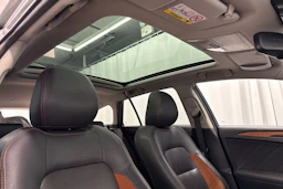 Harmaa Toyota AVENSIS 2015 kuva 13.