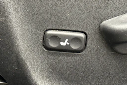 Harmaa Toyota AVENSIS 2015 kuva 17.