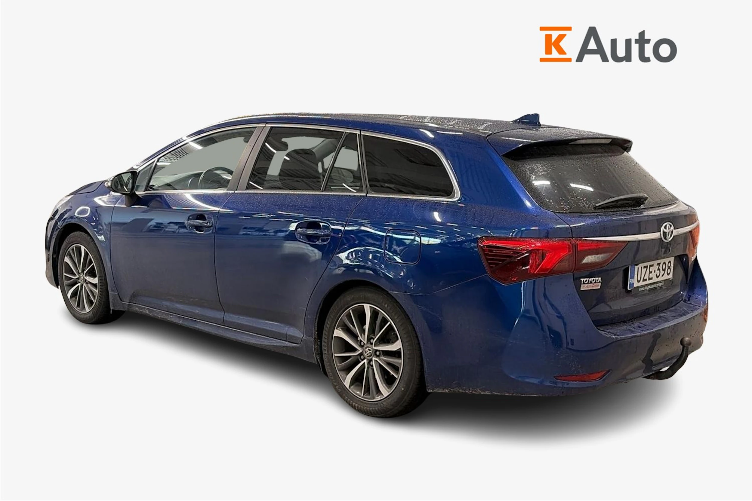 sininen Toyota Avensis 2015 kuva 2.