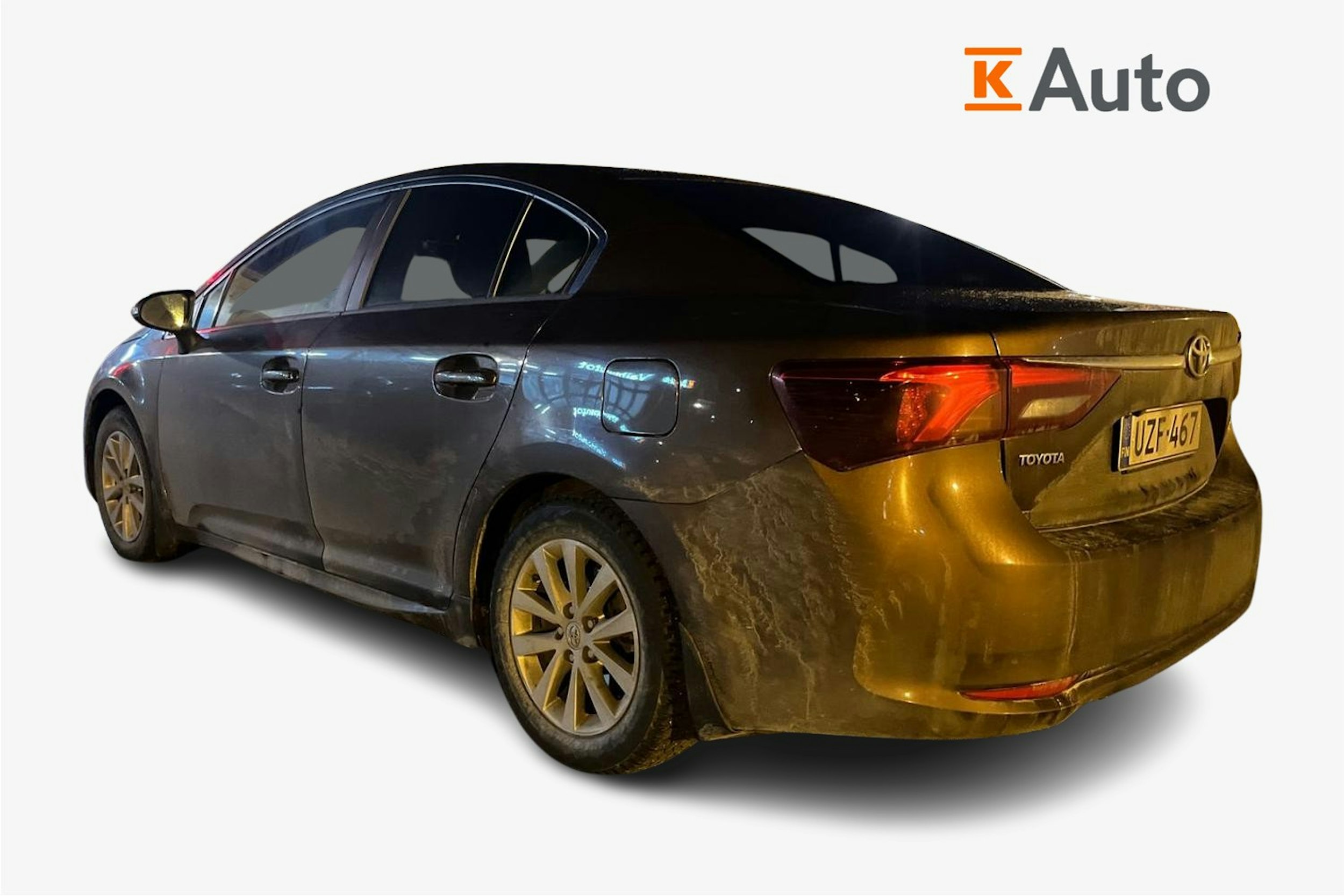 harmaa Toyota Avensis 2015 kuva 2.