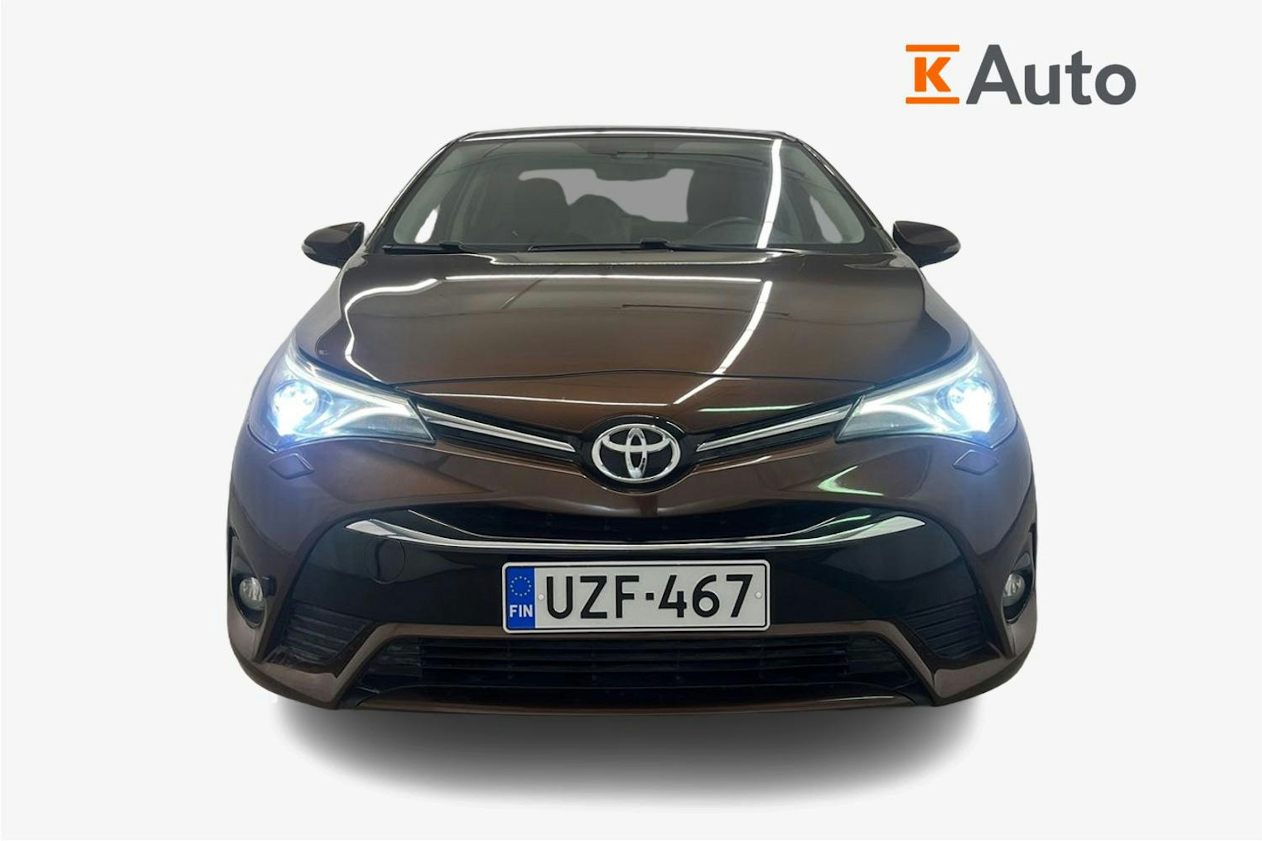 harmaa Toyota Avensis 2016 kuva 5.