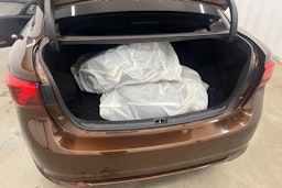 harmaa Toyota Avensis 2016 kuva 22.