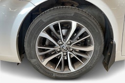 hopea Toyota Avensis 2015 kuva 11.