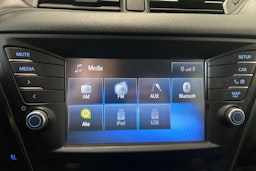 hopea Toyota Avensis 2015 kuva 27.
