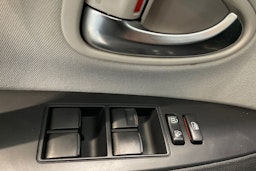 hopea Toyota Avensis 2015 kuva 31.