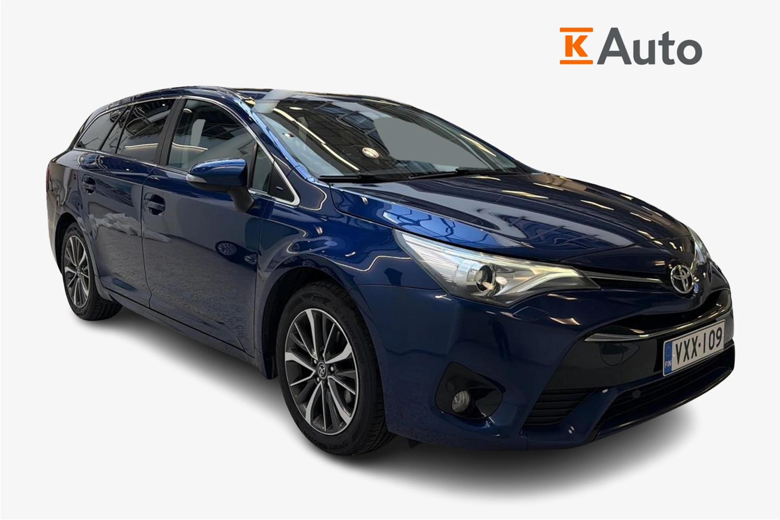 sininen Toyota Avensis 2015 kuva 1.