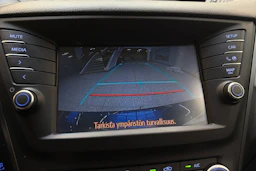 sininen Toyota Avensis 2015 kuva 19.