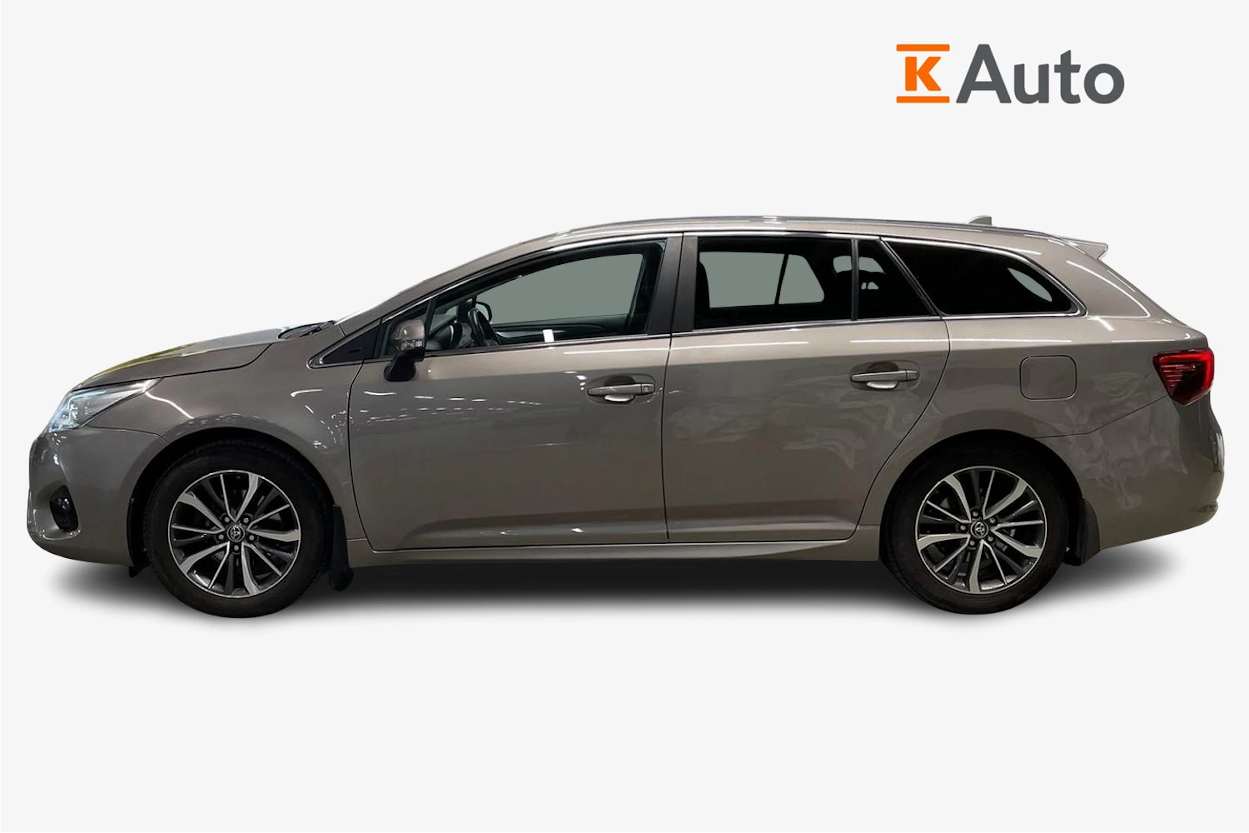 ruskea (beige) Toyota Avensis 2016 kuva 5.