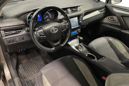 ruskea (beige) Toyota Avensis 2016 kuva 6.