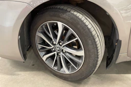 ruskea (beige) Toyota Avensis 2016 kuva 10.
