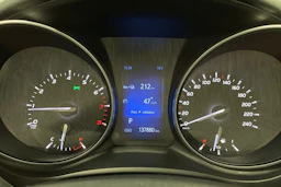 ruskea (beige) Toyota Avensis 2016 kuva 13.