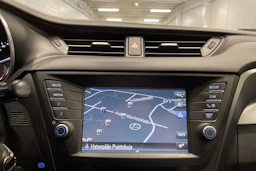 ruskea (beige) Toyota Avensis 2016 kuva 18.