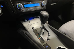 ruskea (beige) Toyota Avensis 2016 kuva 23.