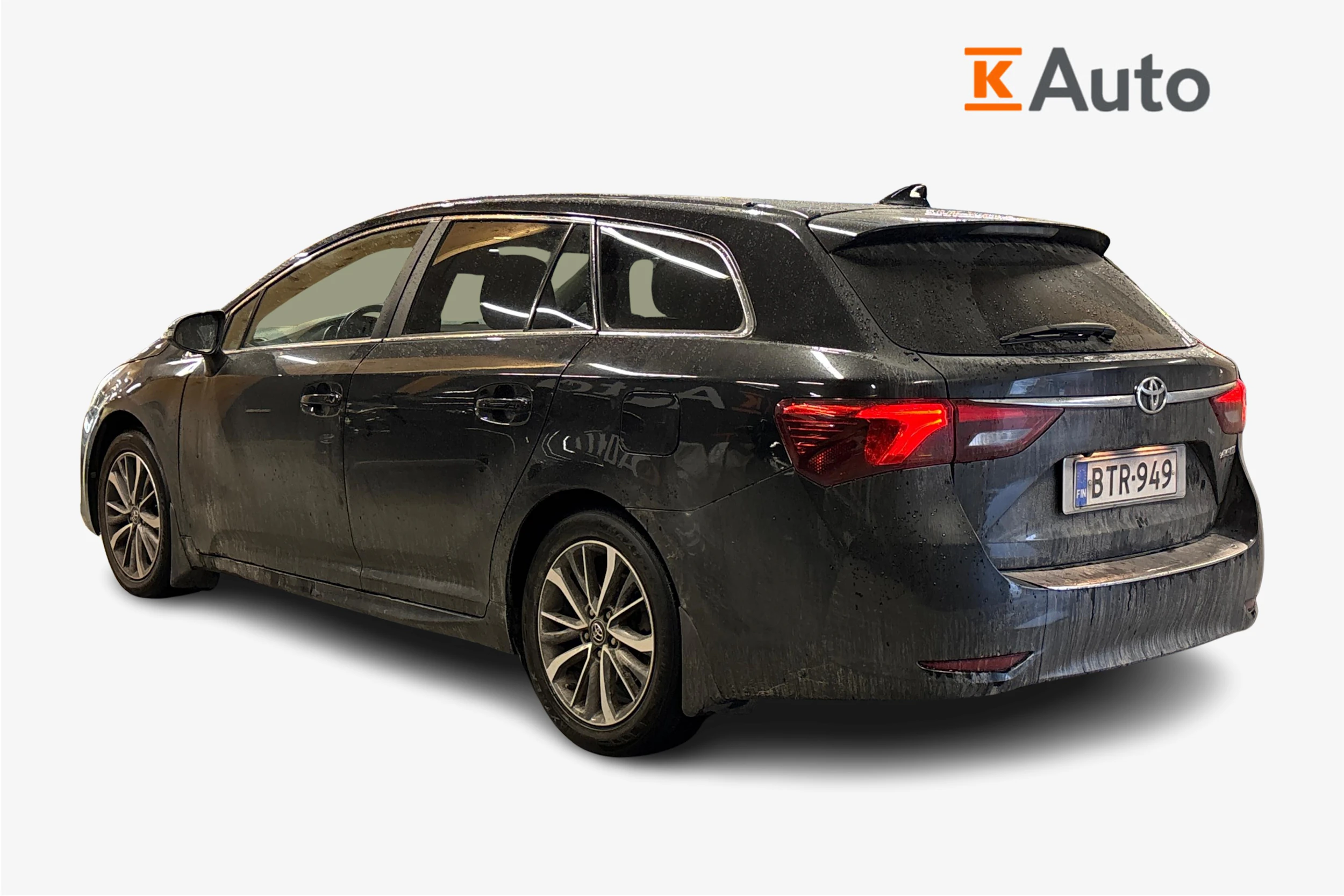 musta Toyota Avensis 2016 kuva 2.
