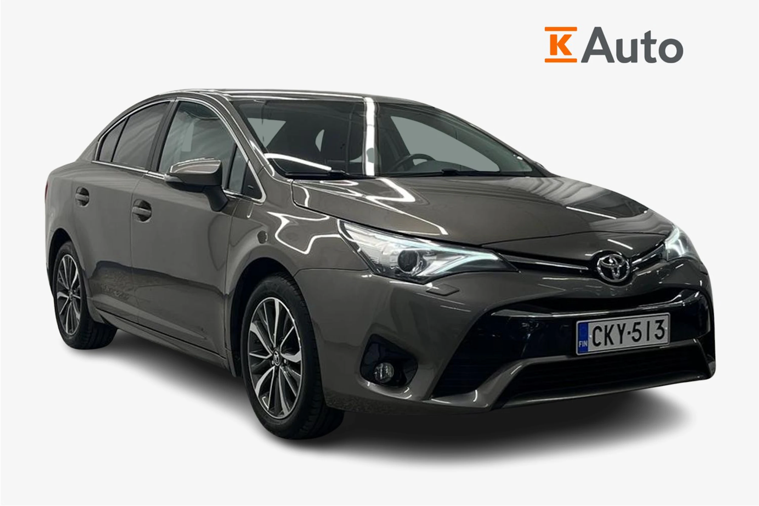 harmaa Toyota Avensis 2016 kuva 1.