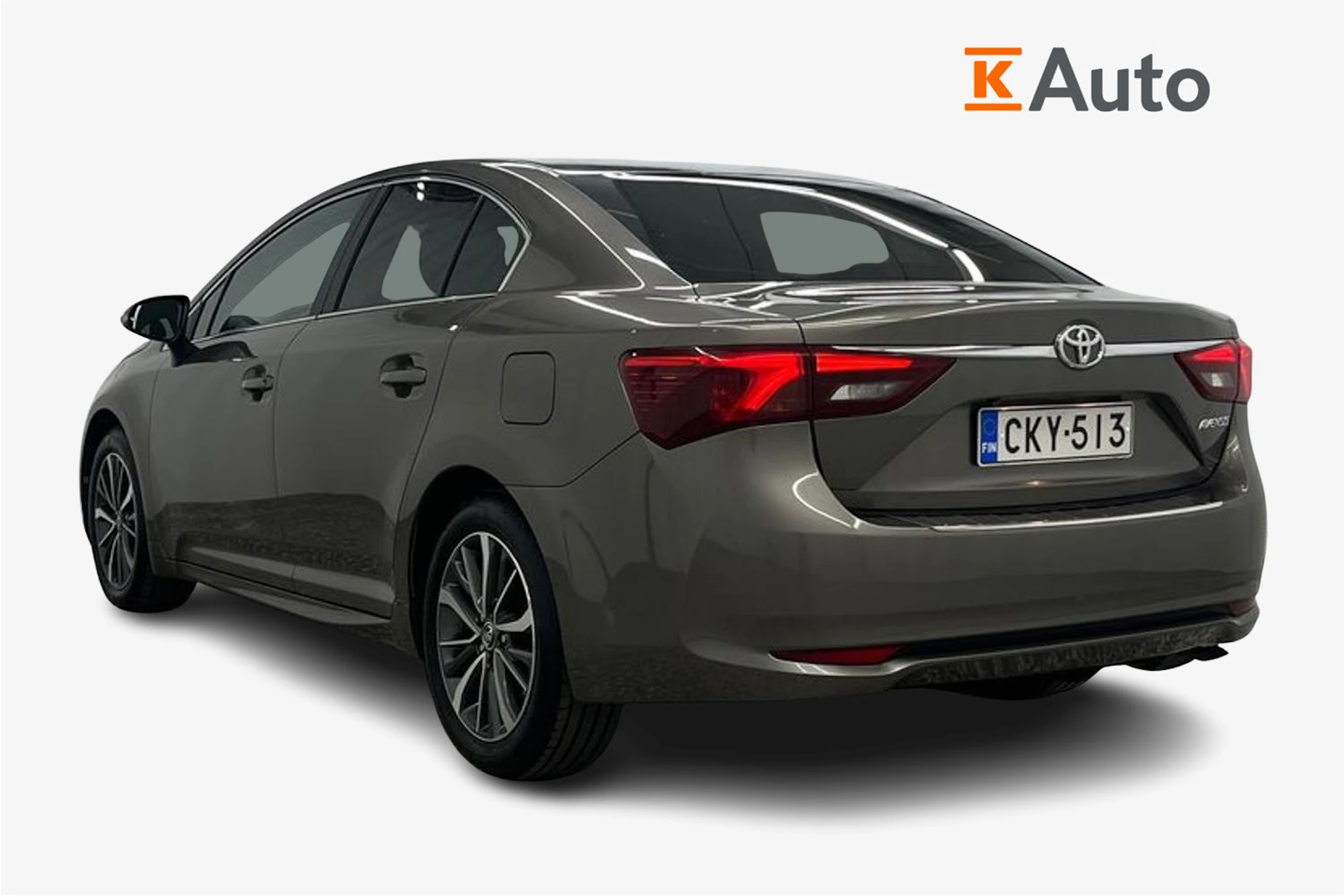 harmaa Toyota Avensis 2016 kuva 2.