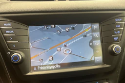 harmaa Toyota Avensis 2016 kuva 17.