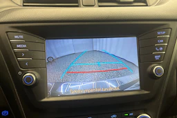 harmaa Toyota Avensis 2016 kuva 18.