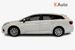 valkoinen Toyota Avensis 2016 kuva 6.