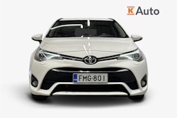 valkoinen Toyota Avensis 2016 kuva 4.