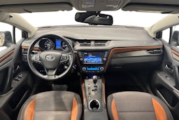 ruskea (beige) Toyota Avensis 2016 kuva 9.