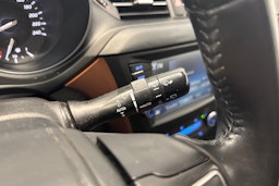 ruskea (beige) Toyota Avensis 2016 kuva 19.