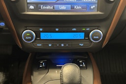 ruskea (beige) Toyota Avensis 2016 kuva 24.