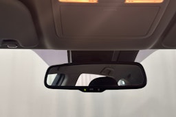 ruskea (beige) Toyota Avensis 2016 kuva 28.