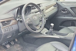 met. sininen Toyota Avensis 2016 kuva 3.