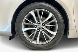ruskea (beige) Toyota Avensis 2016 kuva 11.