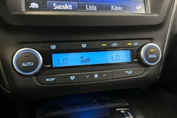 ruskea (beige) Toyota Avensis 2016 kuva 23.