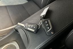 ruskea (beige) Toyota Avensis 2016 kuva 29.
