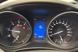 hopea Toyota Avensis 2016 kuva 13.