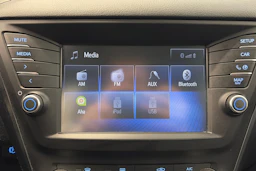 hopea Toyota Avensis 2016 kuva 19.