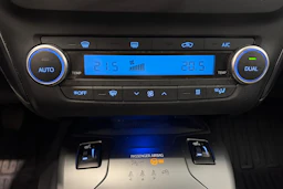 hopea Toyota Avensis 2016 kuva 20.