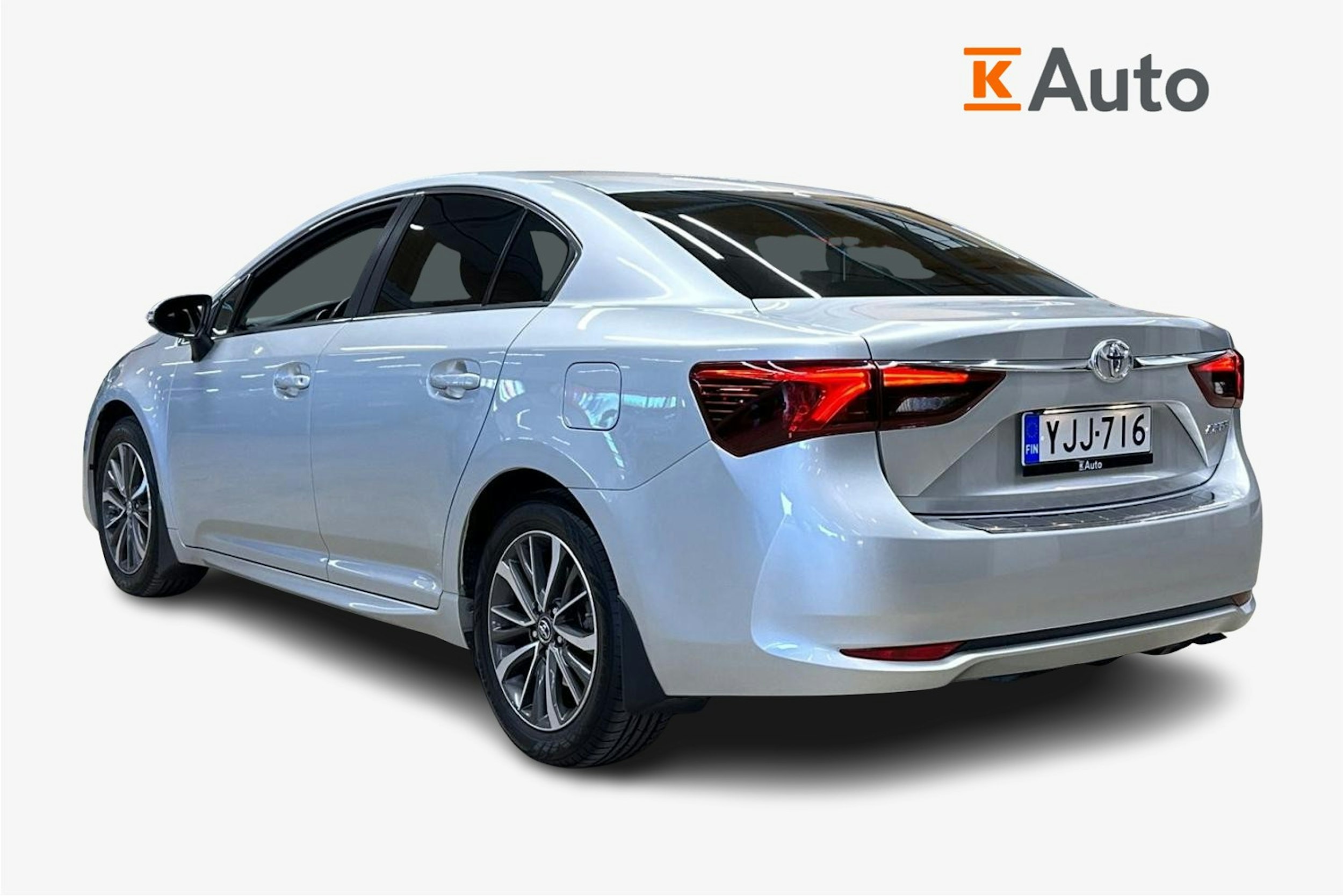 hopea Toyota Avensis 2016 kuva 2.