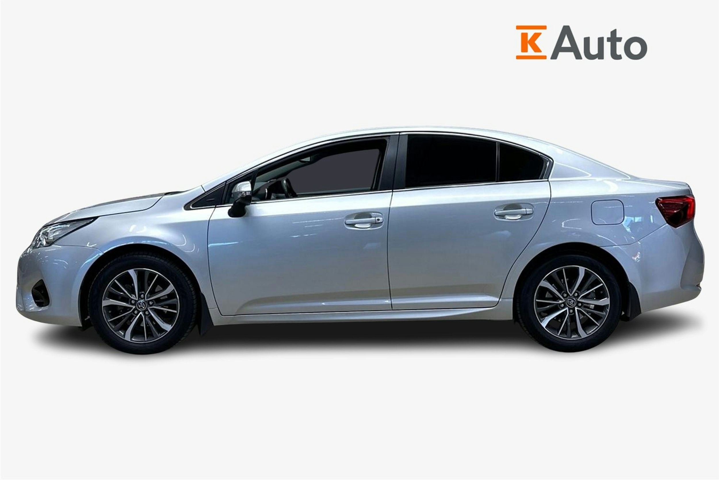 hopea Toyota Avensis 2016 kuva 6.