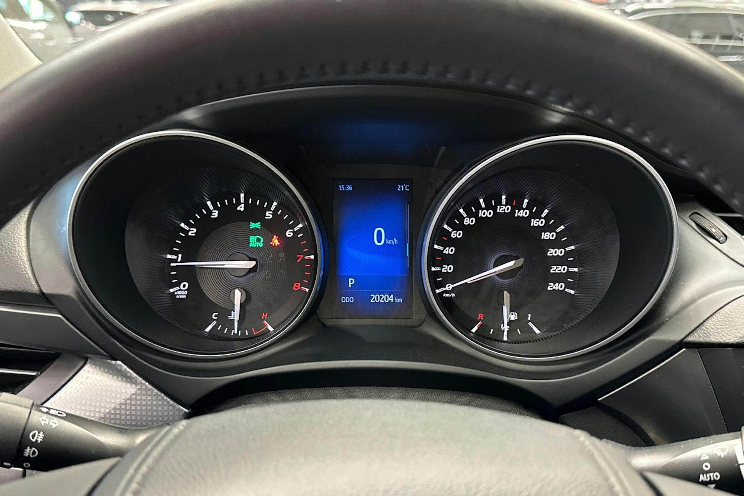 hopea Toyota Avensis 2016 kuva 25.