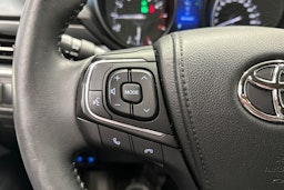 hopea Toyota Avensis 2016 kuva 26.