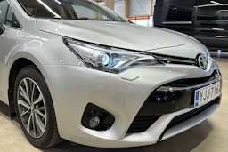 hopea Toyota Avensis 2016 kuva 36.