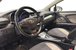valkoinen Toyota Avensis 2017 kuva 3.