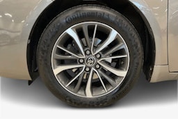 harmaa Toyota Avensis 2017 kuva 11.