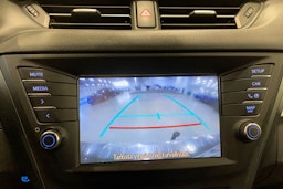 harmaa Toyota Avensis 2017 kuva 22.