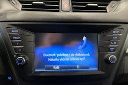 harmaa Toyota Avensis 2017 kuva 26.