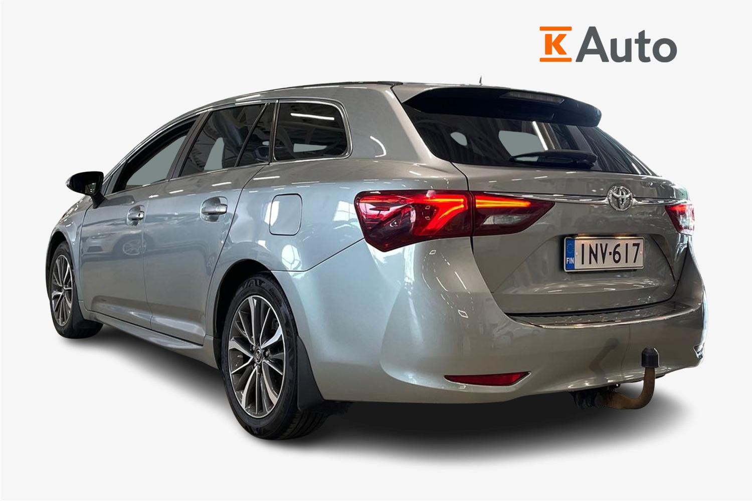 Toyota Avensis 2017, photo 2/32